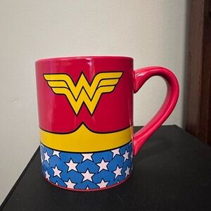 Wonder Woman Coffee Mug | DC Comics Superhero Ceramic Mug, NEW